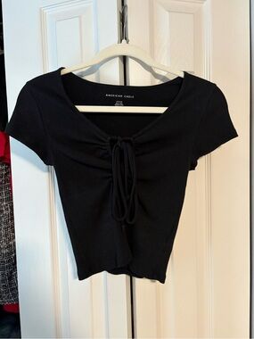 American Eagle Outfitters Black Ribbed Ruched Tie-Front Crop Top